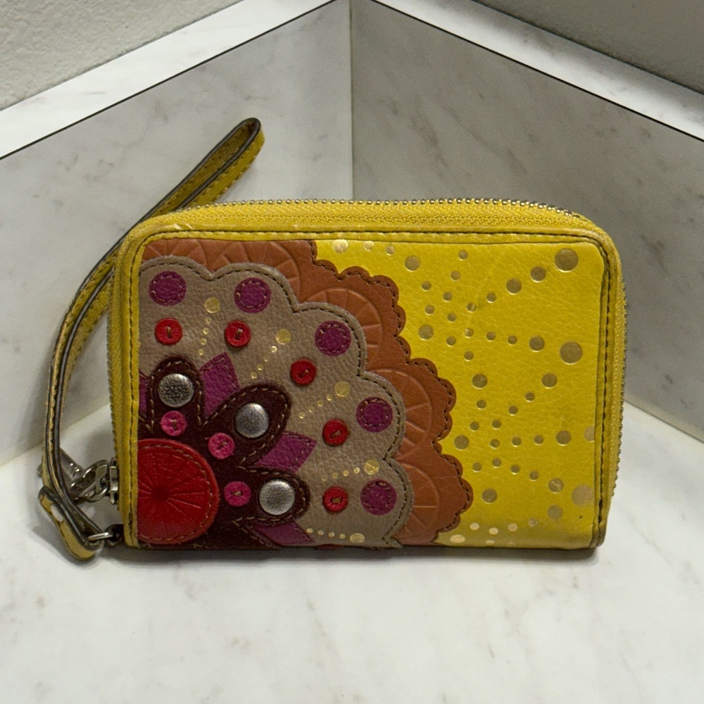 New Vintage Fossil Leather Wristlet Wallet Chartreuse Green Pink & Brown Design
